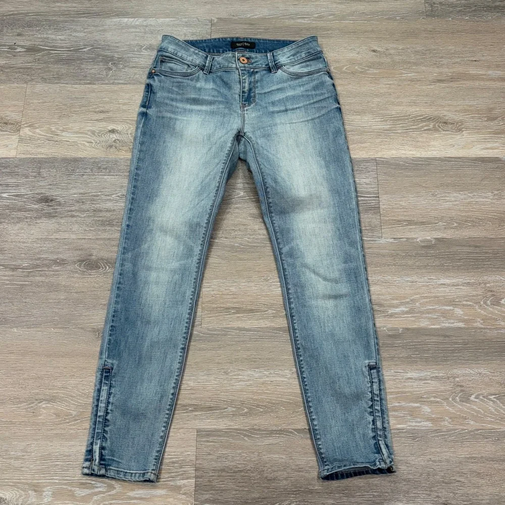 White House Black Market Skimmer Jeans Light Wash Ankle Zip Denim Womens Size 2